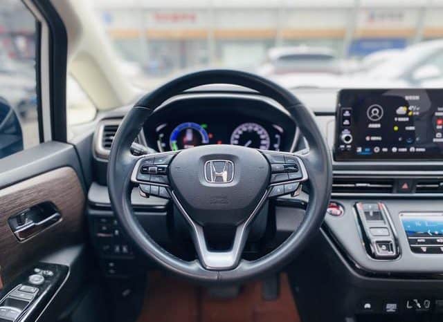 
								Honda Odyssey, 2023 full									