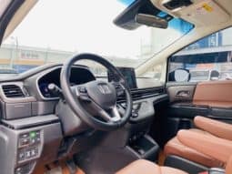 
										Honda Odyssey, 2023 full									