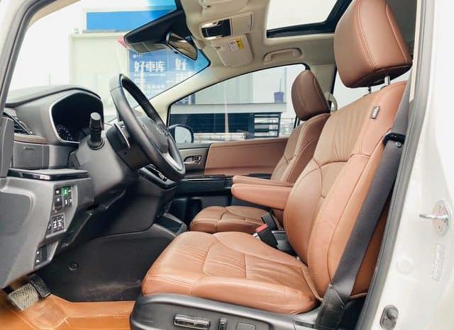 
								Honda Odyssey, 2023 full									