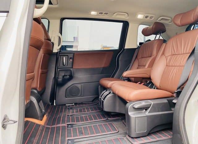 
								Honda Odyssey, 2023 full									