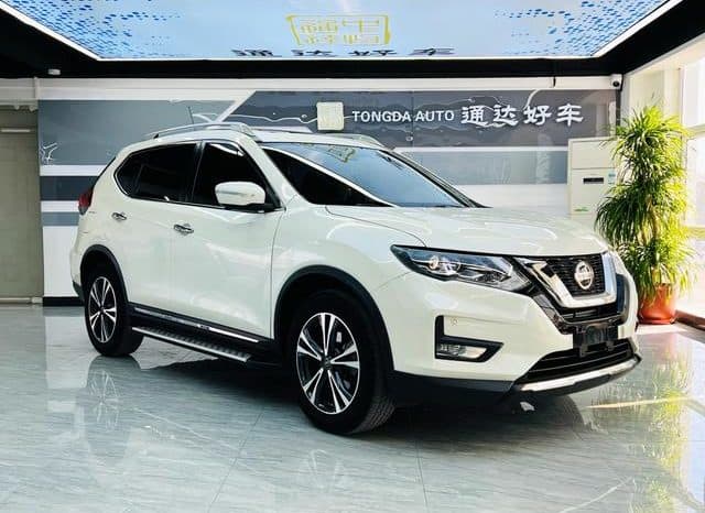 
								Nissan X-Trail (III), 2021 full									