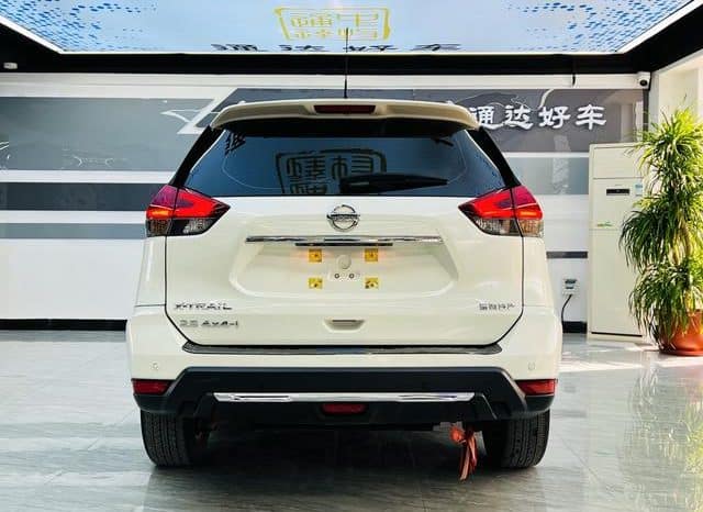 
								Nissan X-Trail (III), 2021 full									