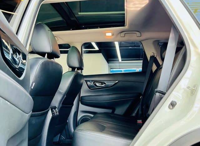 
								Nissan X-Trail (III), 2021 full									
