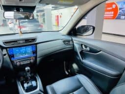 
										Nissan X-Trail (III), 2021 full									