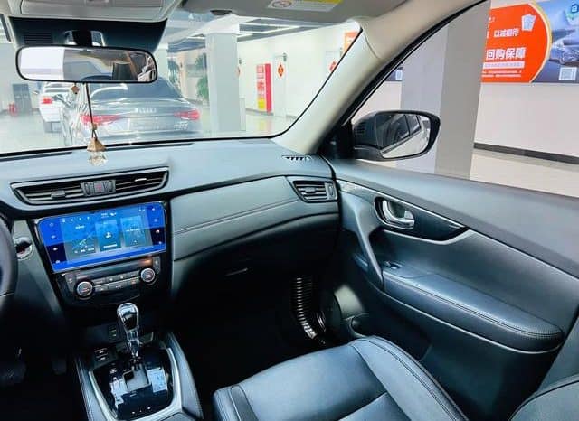 
								Nissan X-Trail (III), 2021 full									