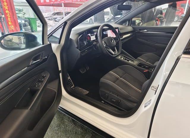 
								Volkswagen Golf 280 TSI, 2022 full									