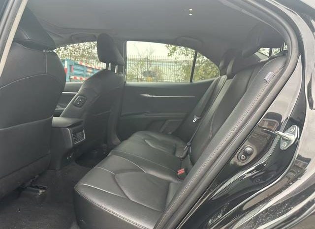 
								Toyota Camry, 2022 full									