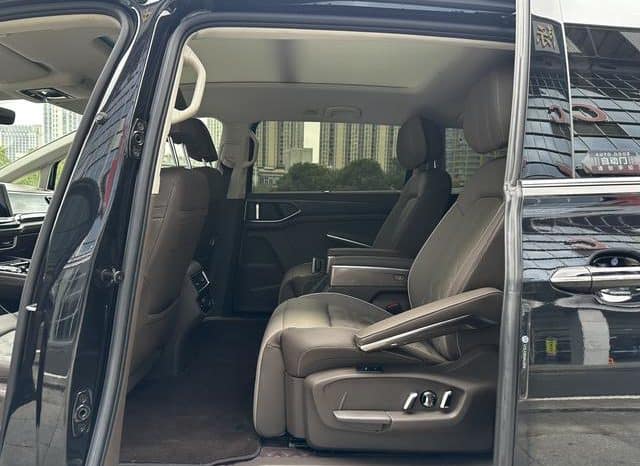 
								Volkswagen Viloran, 2023 full									