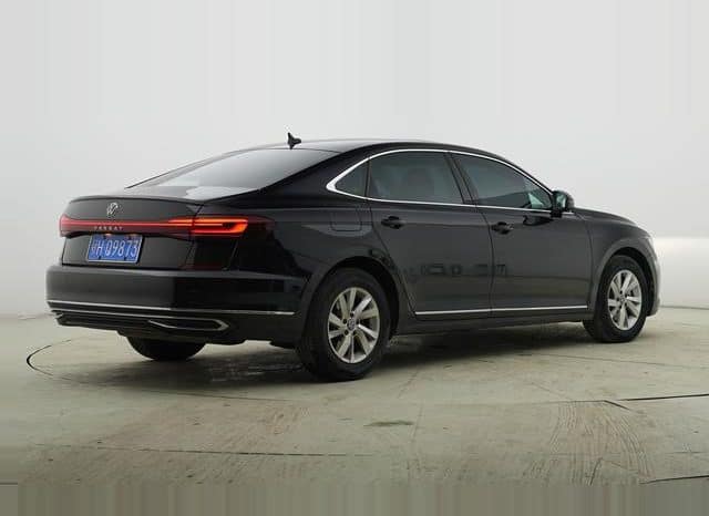 
								Volkswagen Passat, 2022 full									
