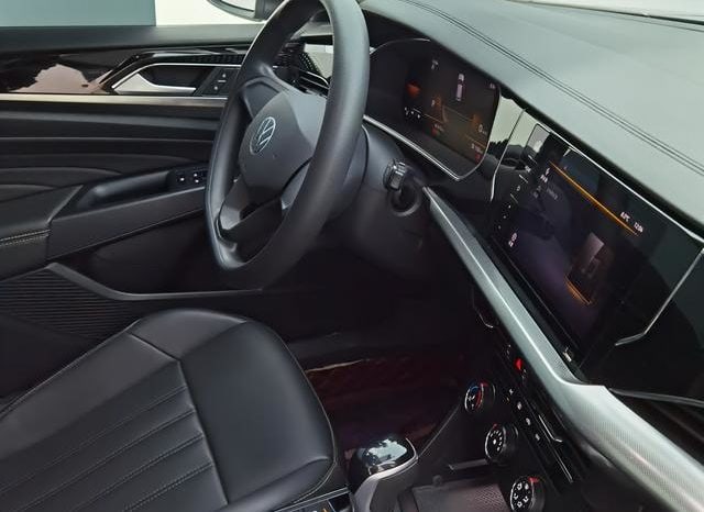 
								Volkswagen Passat, 2022 full									