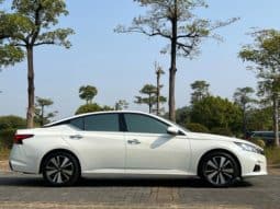 
										Nissan Altima (VI), 2022 full									