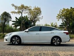 
										Nissan Altima (VI), 2022 full									