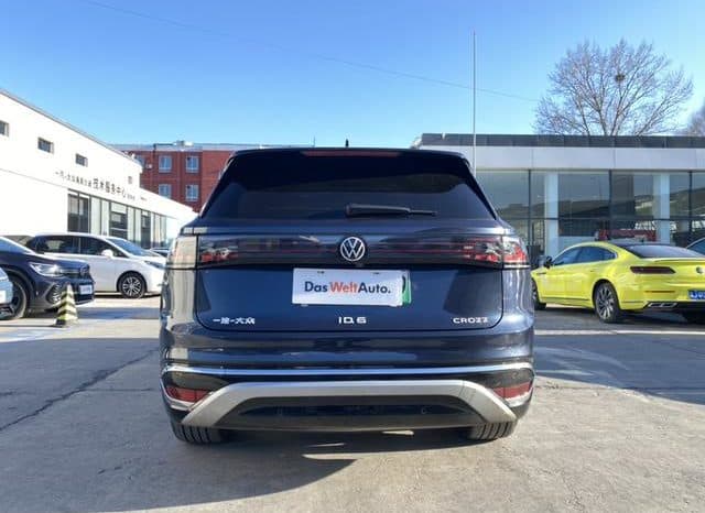 
								Volkswagen ID.6 CROZZ, 2022 full									