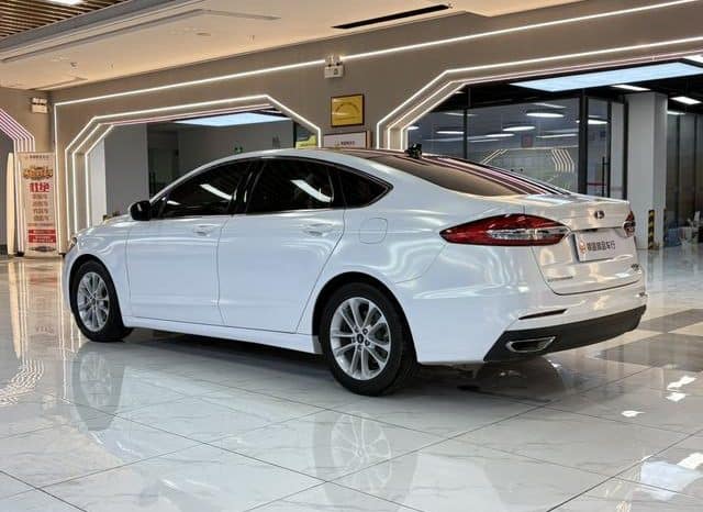 
								Ford Mondeo (V), 2021 full									