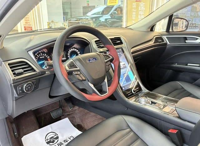 
								Ford Mondeo (V), 2021 full									