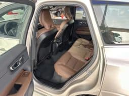 
										Volvo XC60, 2024 full									