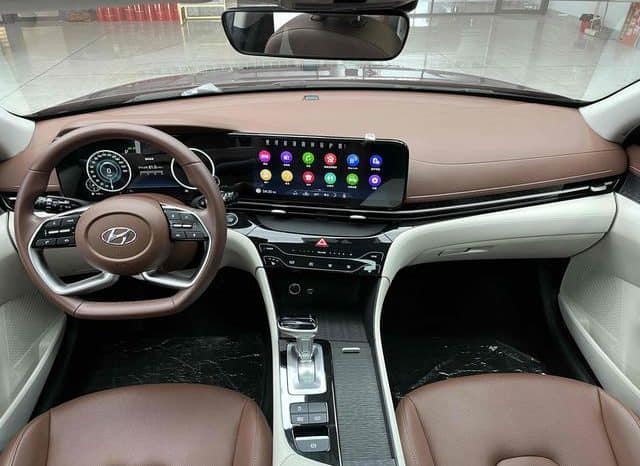 
								Hyundai Mistra, 2021 full									
