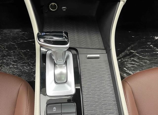 
								Hyundai Mistra, 2021 full									
