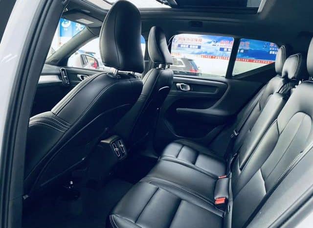 
								Volvo XC40, 2023 full									