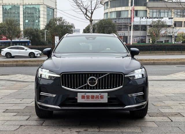 
								Volvo XC60, 2023 full									