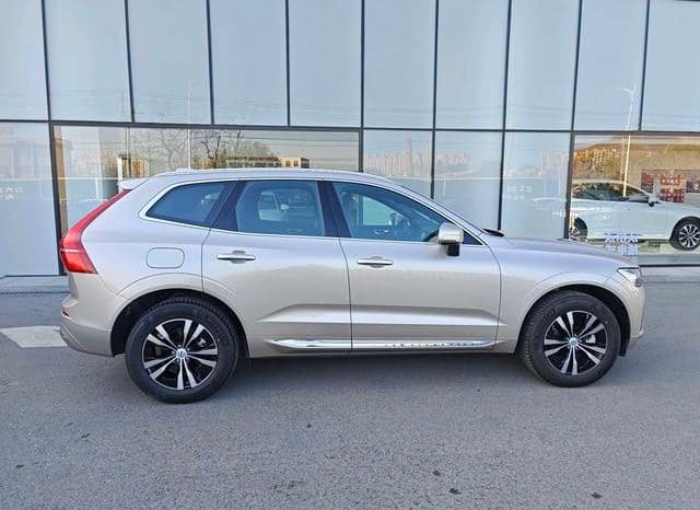 
								Volvo XC60, 2024 full									