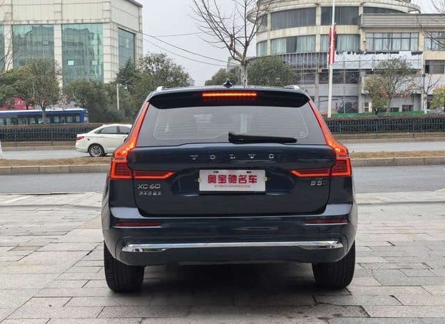 
								Volvo XC60, 2023 full									