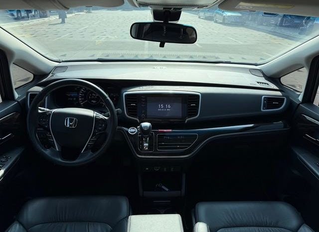 
								Honda Odyssey, 2020 full									