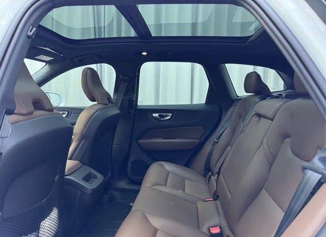 
								Volvo XC60, 2023 full									