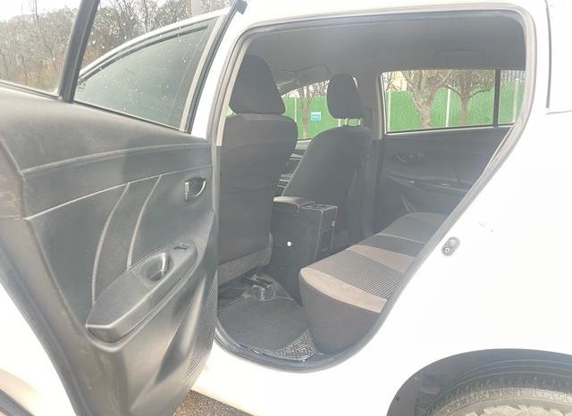 
								Toyota Yaris Ativ, 2021 full									