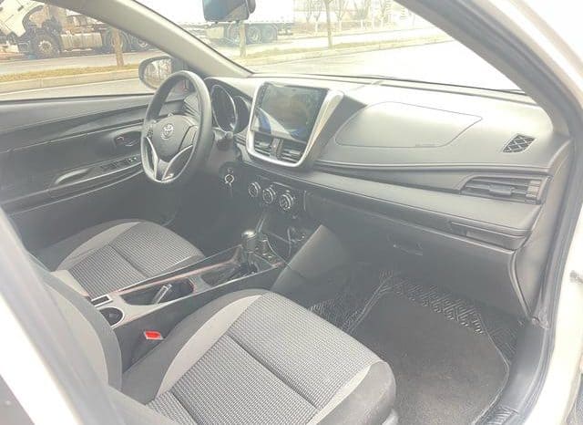 
								Toyota Yaris Ativ, 2021 full									