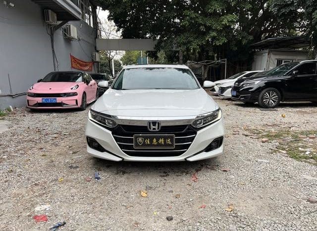 
								Honda Accord, 2022 full									