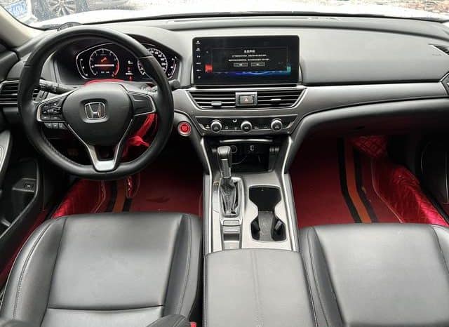 
								Honda Accord, 2022 full									