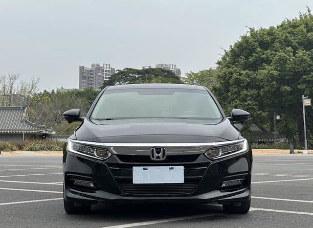 
								Honda Accord, 2021 full									