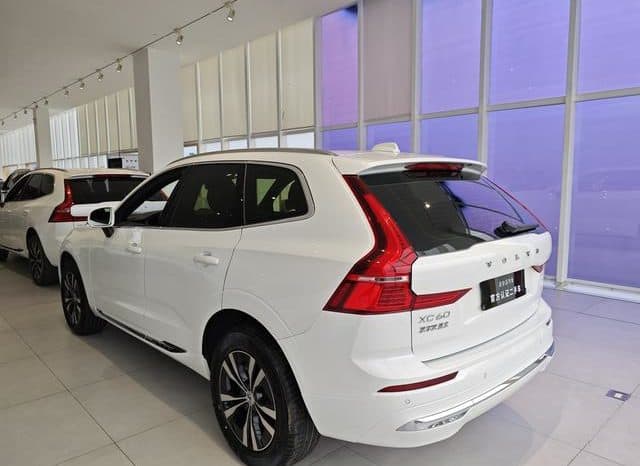 
								Volvo XC60, 2023 full									