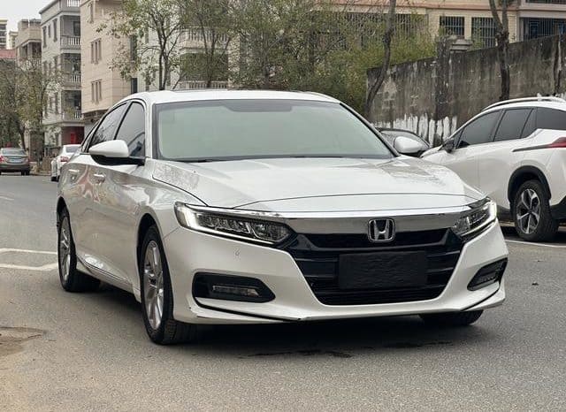 
								Honda Accord, 2020 full									