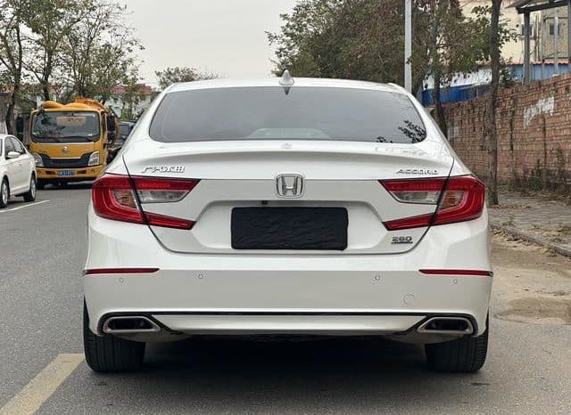
								Honda Accord, 2020 full									
