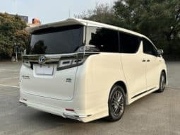 
										Toyota Vellfire, 2020 full									