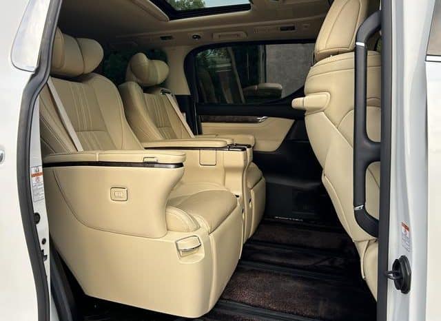 
								Toyota Vellfire, 2020 full									