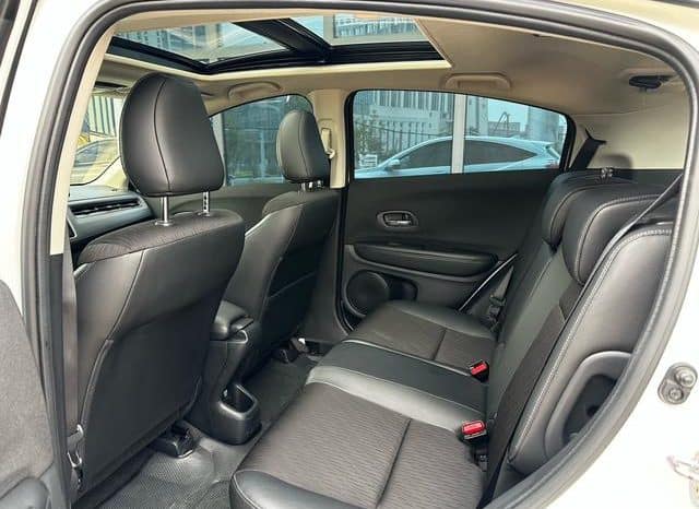 
								Honda Vezel, 2021 full									