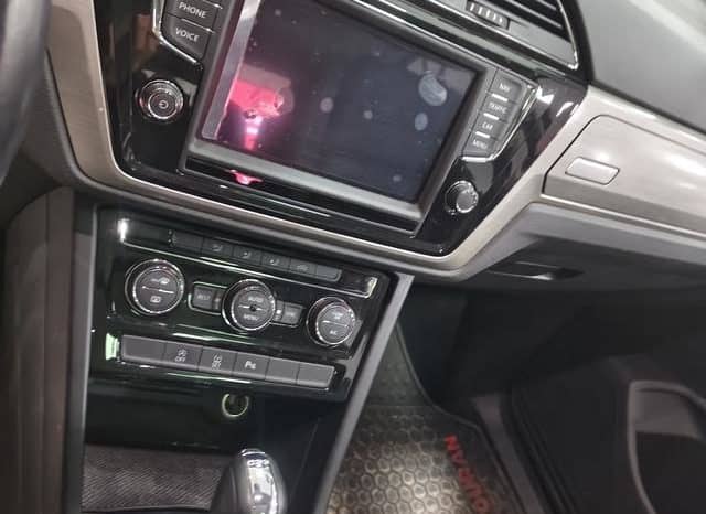 
								Volkswagen Touran L, 2020 full									