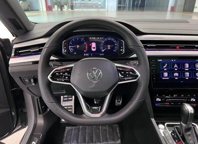 
								Volkswagen Passat CC, 2022 full									