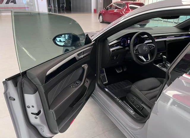 
								Volkswagen Passat CC, 2022 full									