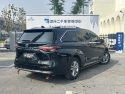 
										Toyota Sienna, 2022 full									