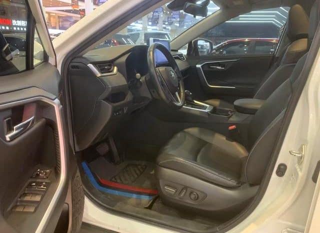 
								Toyota RAV4 (IV), 2021 full									