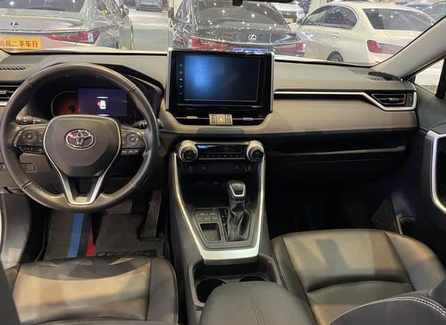 
								Toyota RAV4 (IV), 2021 full									