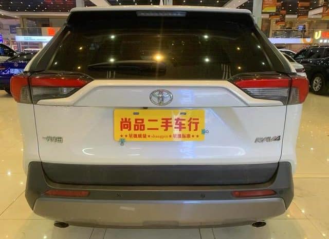 
								Toyota RAV4 (IV), 2021 full									