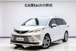 67c0a09876f1d Toyota Sienna, 2023