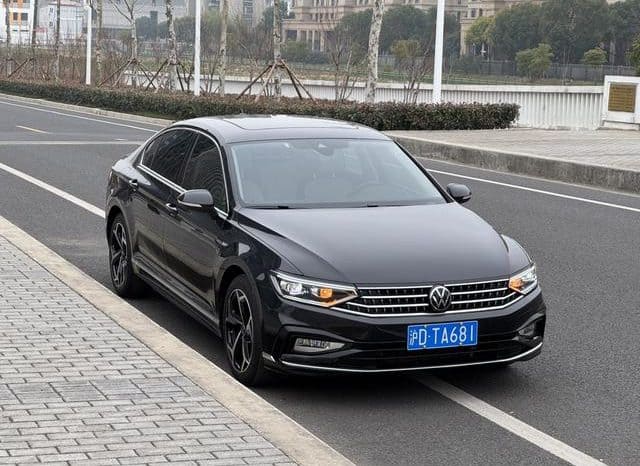 
								Volkswagen Magotan, 2022 full									