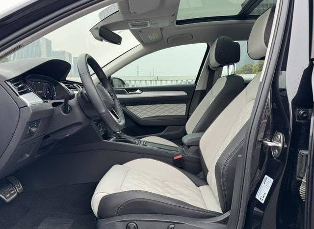 
								Volkswagen Magotan, 2022 full									