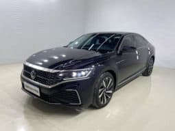 67c0b8522a6a9 Volkswagen Passat, 2022